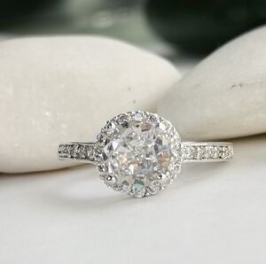 CZ Brilliant Cut ring In 14k White Gold size 6 engagement cocktail style 🆕